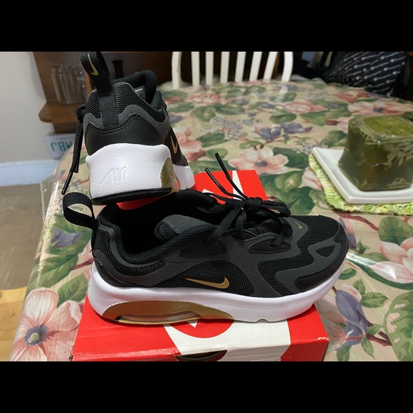 NIKE AIRMAX 200 - Picture 3 of 5